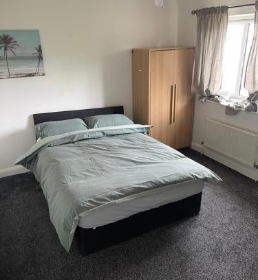 Hacton House | ComfortVilla