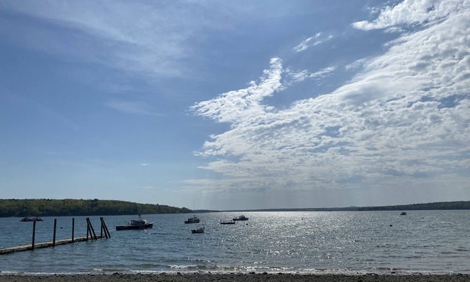 Lamoine House | Comfy 2 BR Acadia Homebase - Rural Coastal Home Fast WIFI, 30 Min to Bar Harbor