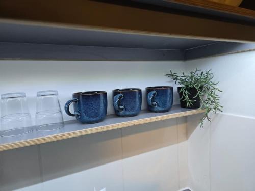 Crawley Apartment | Comfy Apartment - 12 Mins from Gatwick