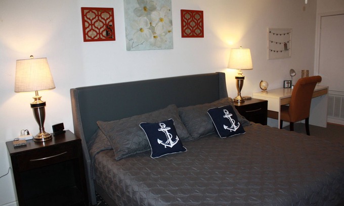 Brownwood Apartment | Comfy Brownwood Apt near University and town