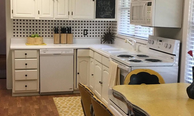 Roswell House | Comfy, cozy, bright home—Walk to Canton St. restaurants, shops—Pet Friendly!