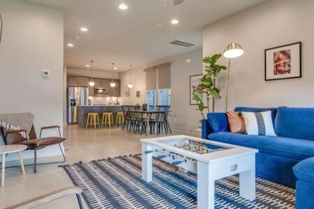 Greenwood House | Comfy East Nashville Home for 10