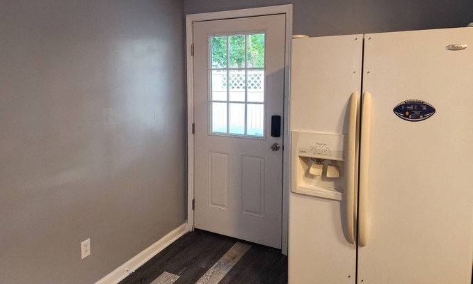 Georgetown House | Comfy family home. It can be your home away from home.