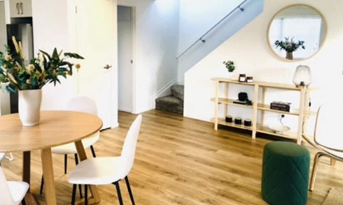 Greenlane - Ellerslie House | Comfy Stylish Townhouse near playground and cafe.