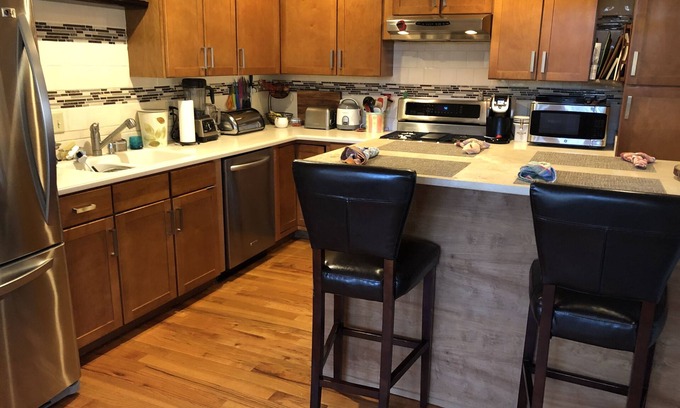 Hillsmere House | Commissioning Week Property - New on Market - 4 Miles to USNA