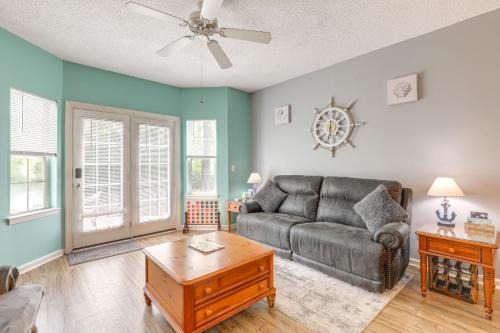 Red Hill Apartment | Community Pool and Tennis Court Myrtle Beach Condo