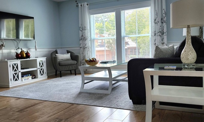 Mount Pleasant Apartment | Completely furnished/private 1-bedroom guest house near beaches and downtown!