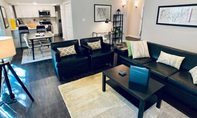 Westlake Medical Center House | Completely Remodeled 3/2 Home in West Lake Hills!
