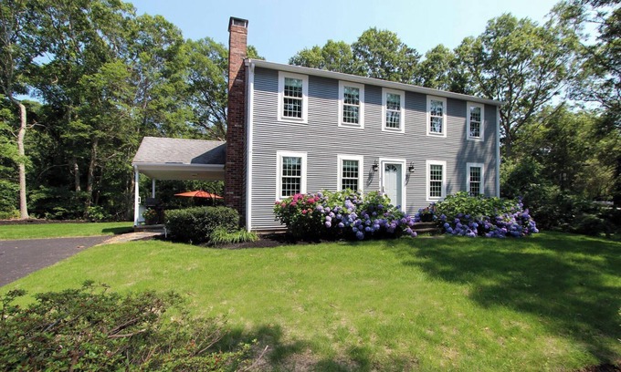 Bourne House | COMPLETELY RENOVATED JEWEL BY THE SEA.