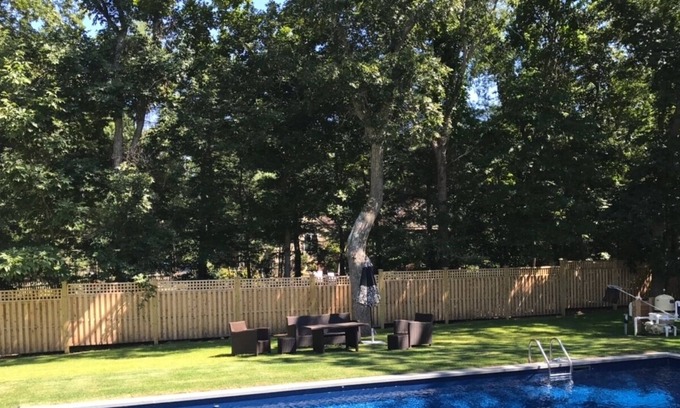 Amagansett North House | Completely renovated- Upscale home In Amagansett