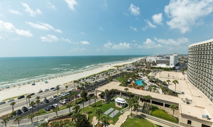 Galveston Condo | Condo at San Luis Resort and Spa, Galveston Texas, overlooking beach and ocean.