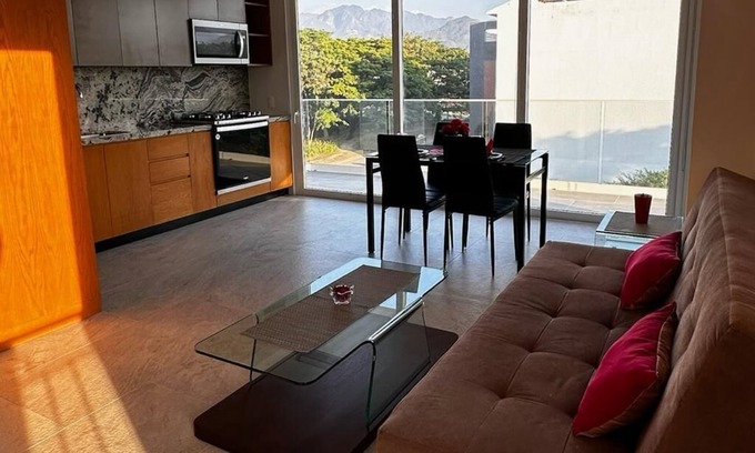 Fluvial Vallarta Condo | Condo in Central Fluvial/Versalles. Minutes from the airport and all amenities.