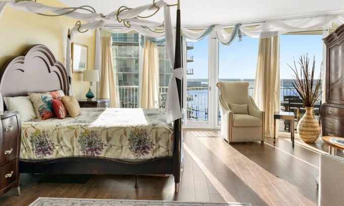 Orange Beach East Condo | Condo in lovely Orange Beach! Everything you need, with beautiful ocean views!