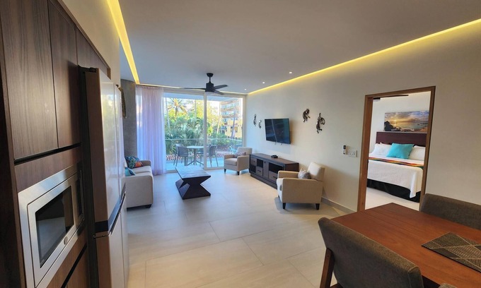 Bucerias Condo | Condo located in the Golden Zone.only steps away from the beach.
