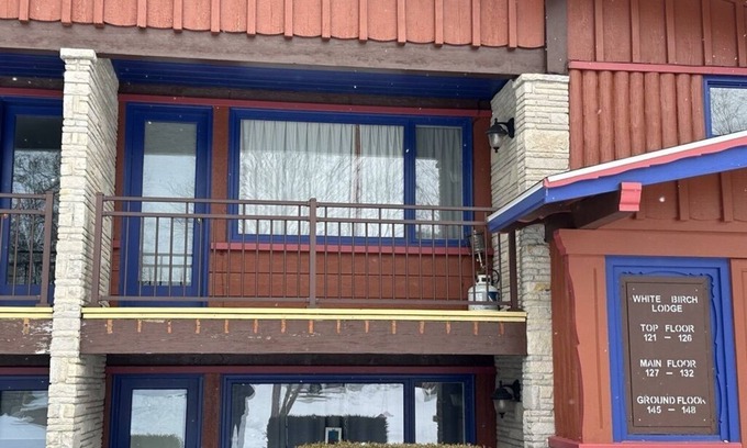 Gaylord Condo | Condo on Otsego ski and golf resort in Gaylord fun for every season