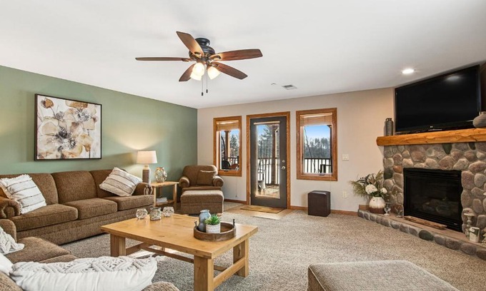 Arkdale Apartment | Condo On the Green