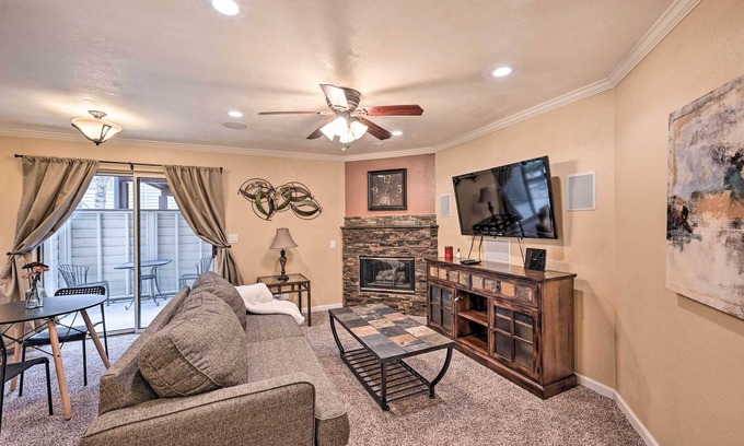 Englewood Condo | Condo w/Patio & Pool Access in Greenwood Village!