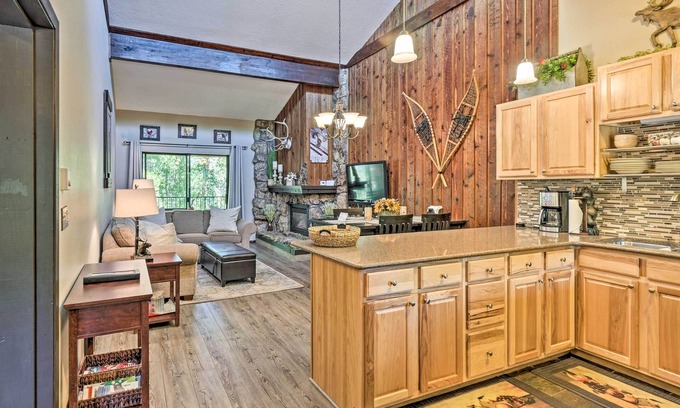 Winter Park Condo | Condo w/Pool + Hot Tub - Walk to DT Winter Park!