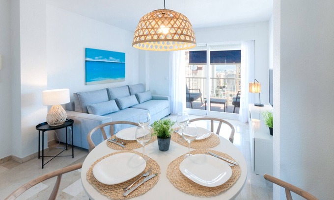 Grao de Gandia Apartment | Condo with charm, a few meters from the beach. A/C and free wifi. Terrace with sea views