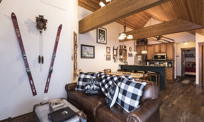 Whitefish Condo | Condo with Excellent Mountain Views