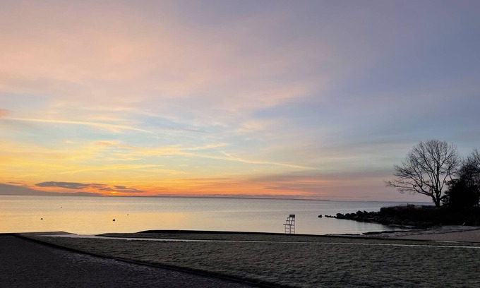 Bliss Corner Apartment | Condo with private beach access