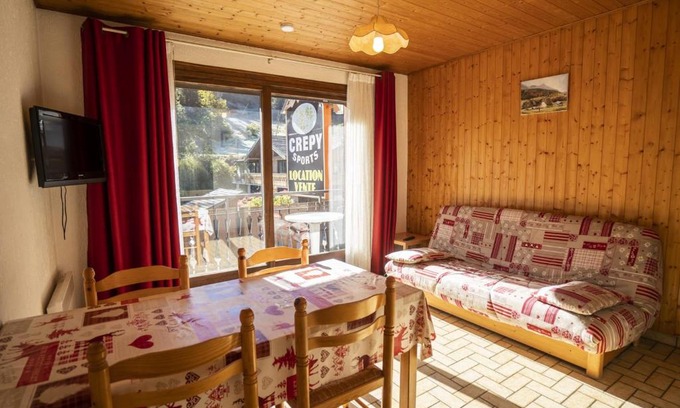 Chatel Apartment | Confort à Châtel : 2 Pièces pour 4 Pers., Proche Télécabine Linga, WIFI, Balcon, Animaux Acceptés - FR-1-676-31