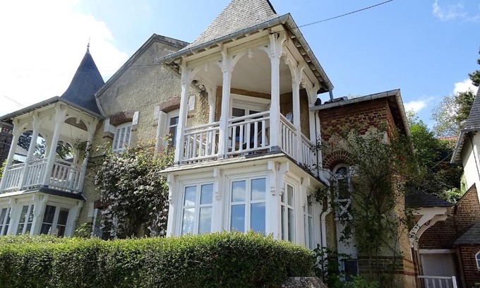 Hautot-sur-Mer House | Consolata