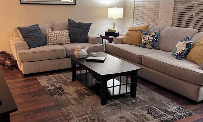 Northeast Reno Condo | Contemporary 1st Floor Condo w/Community Pool! Minutes from Downtown Reno & UNR!