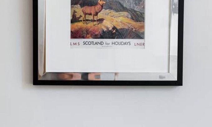 Edinburgh Apartment | Contemporary Meets Traditional in this Scottish Apartment