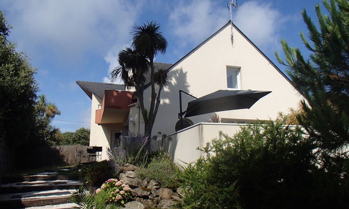 Le Pouliguen House | Contemporary villa in Le Pouliguen, 150m from the wild coastline