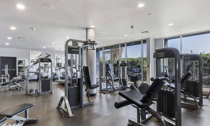 Little Tokyo Condo | Convenient Downtown Los Angeles, Arts District Unit with Assigned Parking