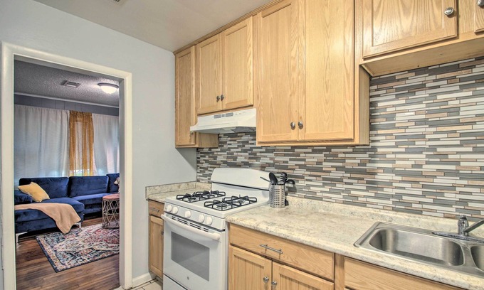 Warrington House | Convenient Pensacola Home w/ Deck & Fire Pit!