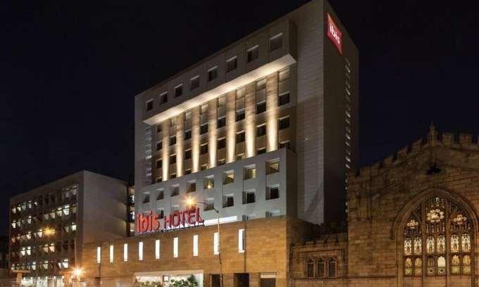 Colonia Centro Hotel | Convenient Stay with Free Parking & Close to Diego Rivera Mural Museum!