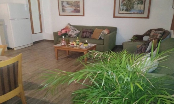 Alfredo V. Bonfil Apartment | Convienent Apartment 10 minutes from beach