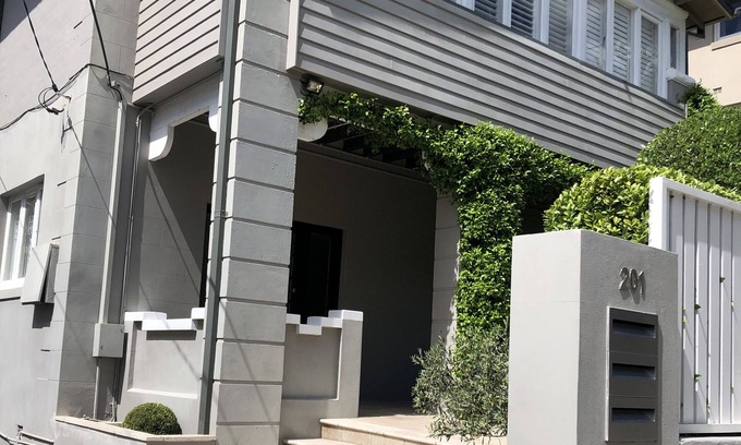 Coogee Apartment | Coogee beach view apartment