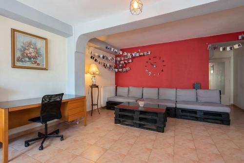 Myrina Apartment | Cool and cozzy apartment 15 mins from the seaside