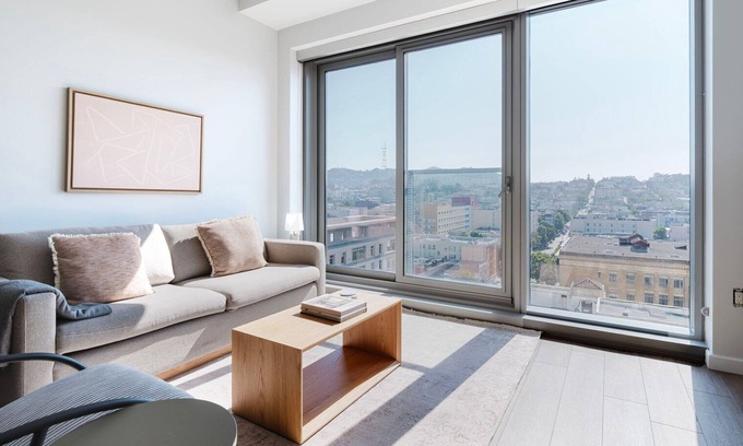 Downtown San Francisco Apartment | Cool Hayes Valley 1BR w/Pool, Gym, Spa, Pet Area & W/D