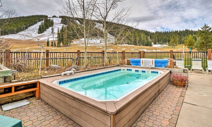 East Village at Copper Condo | Copper Mountain Ski-In/Ski-Out Condo w/Balcony!