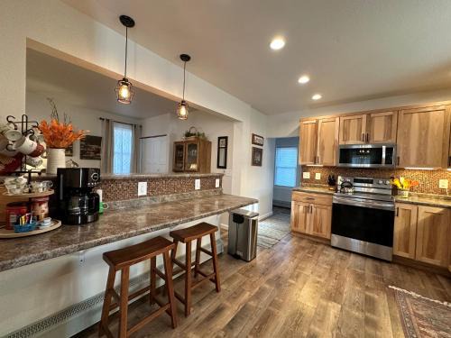 Ironwood House | Copper Retreat - private home