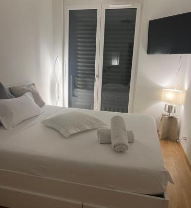 Saint-Jean and Charmilles House | Coqueto