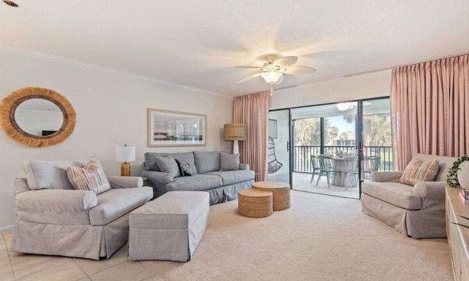 Butler Beach Condo | Coral Condo at The Ocean Gallery