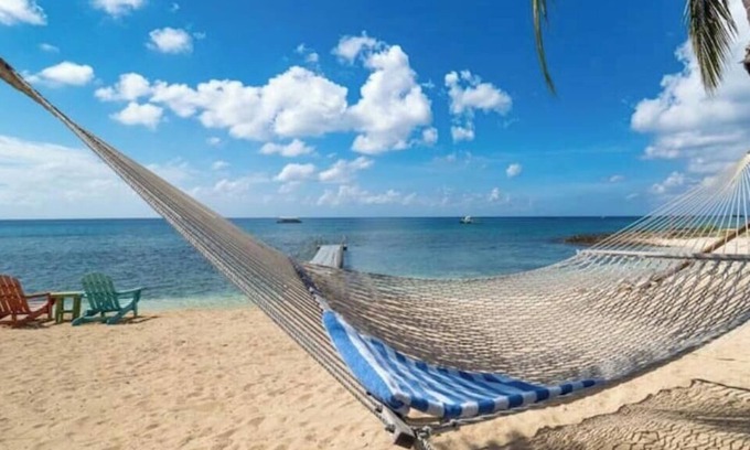 George Town Resort | Coral Sands Boutique & Intimate Oceanfront Resort