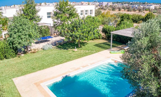 Corsano Apartment | Corbezzolo - Residenza Arcangela With Pool in Salento