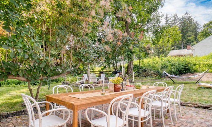 Lee House | Cordelia by AvantStay | Amazing Backyard, 10mins from Stockbridge!