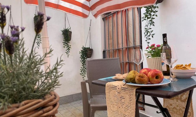 Vernazza Apartment | Cornabrugia Patio Apartment