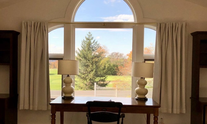 Ithaca Apartment | Cornell Golf Course Carriage House Apartment with Scenic Views in Ithaca, NY