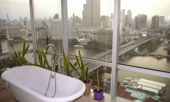 Khlong Ton Sai Apartment | Corner river view one bedroom apartment