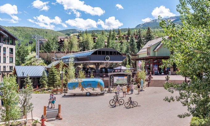 Snowmass Village Condo | Corner Unit Ski-in/out residence is just steps from the Lifts!