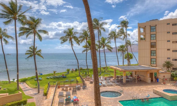 Kihei Condo | Corner Unit With Views From Every Window-Awesome Reviews