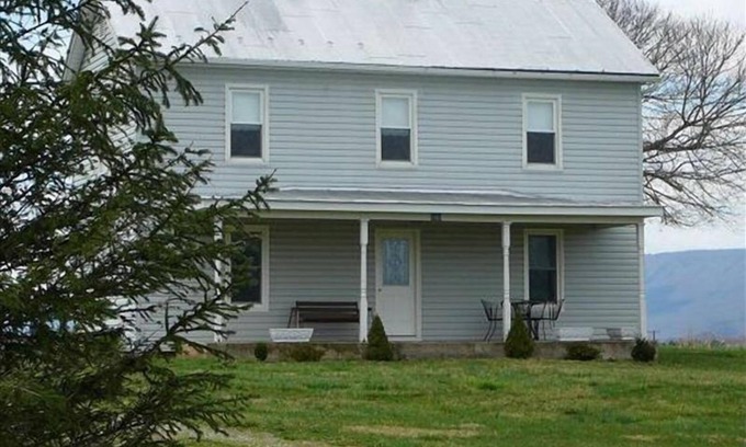 Luray Other | Cornfield Inn -Spectacular Mountain Views in Shenandoah Valley